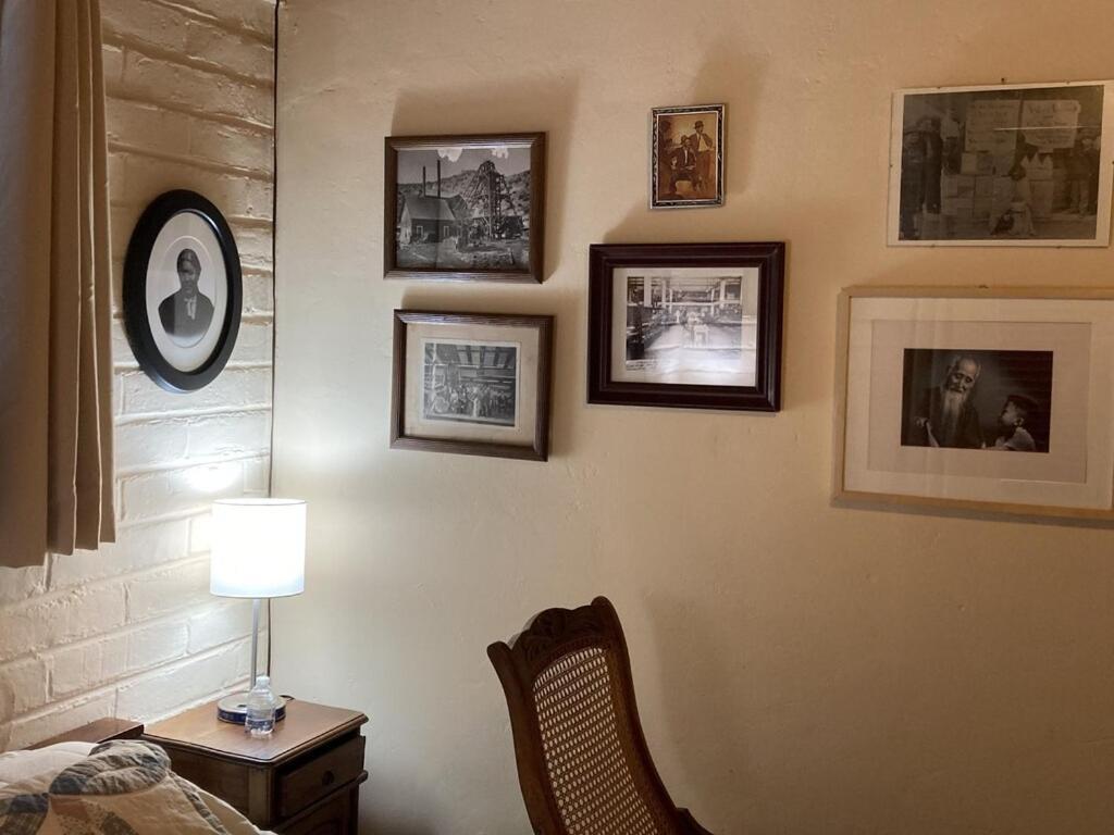 Casa Azul: Pet-Friendly Adobe Oasis in Central Location Tucson Exterior photo